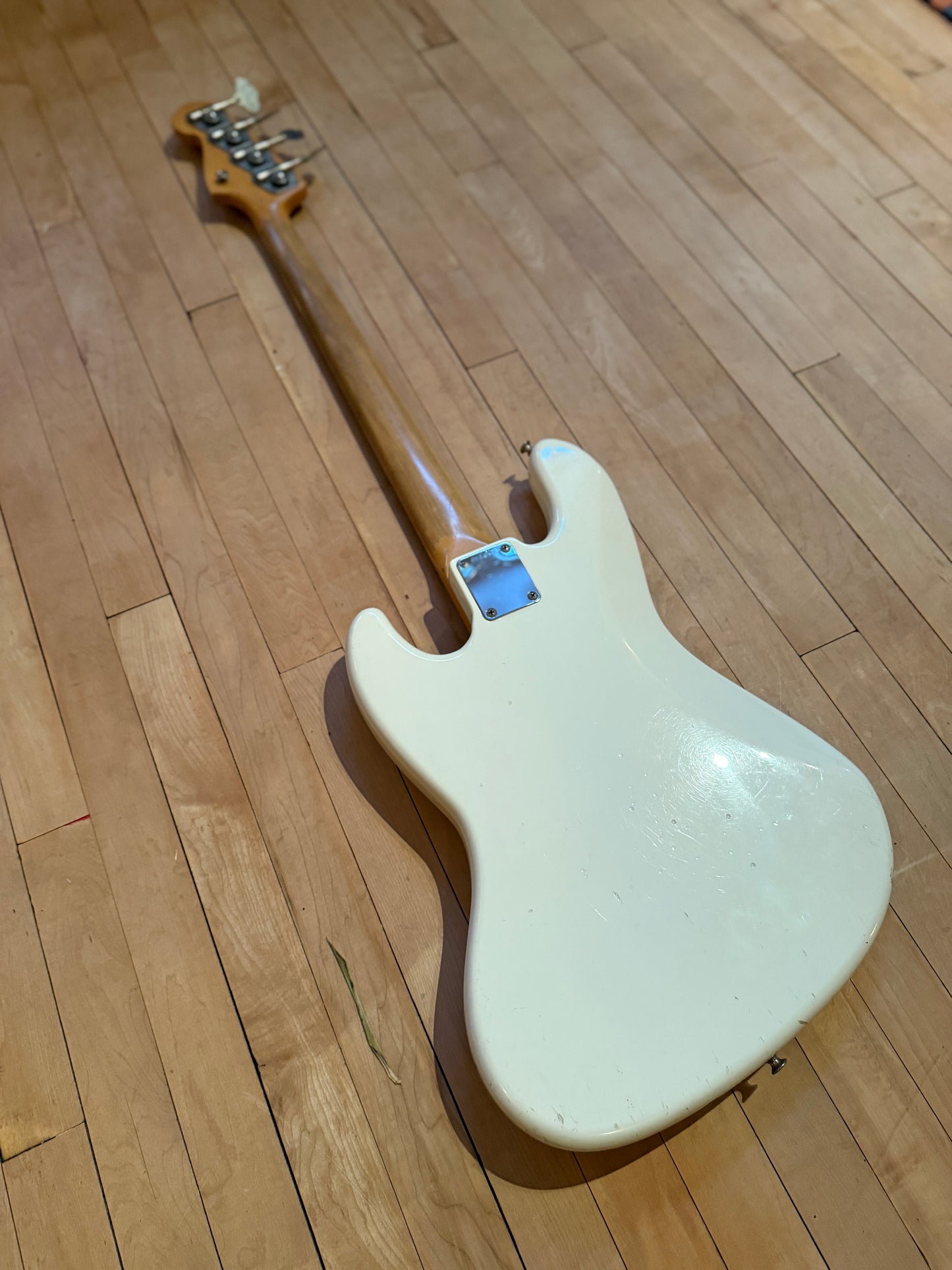 1983 Fender JV Squier Jazz Bass Guitar Olympic White - Vintage Bass Room