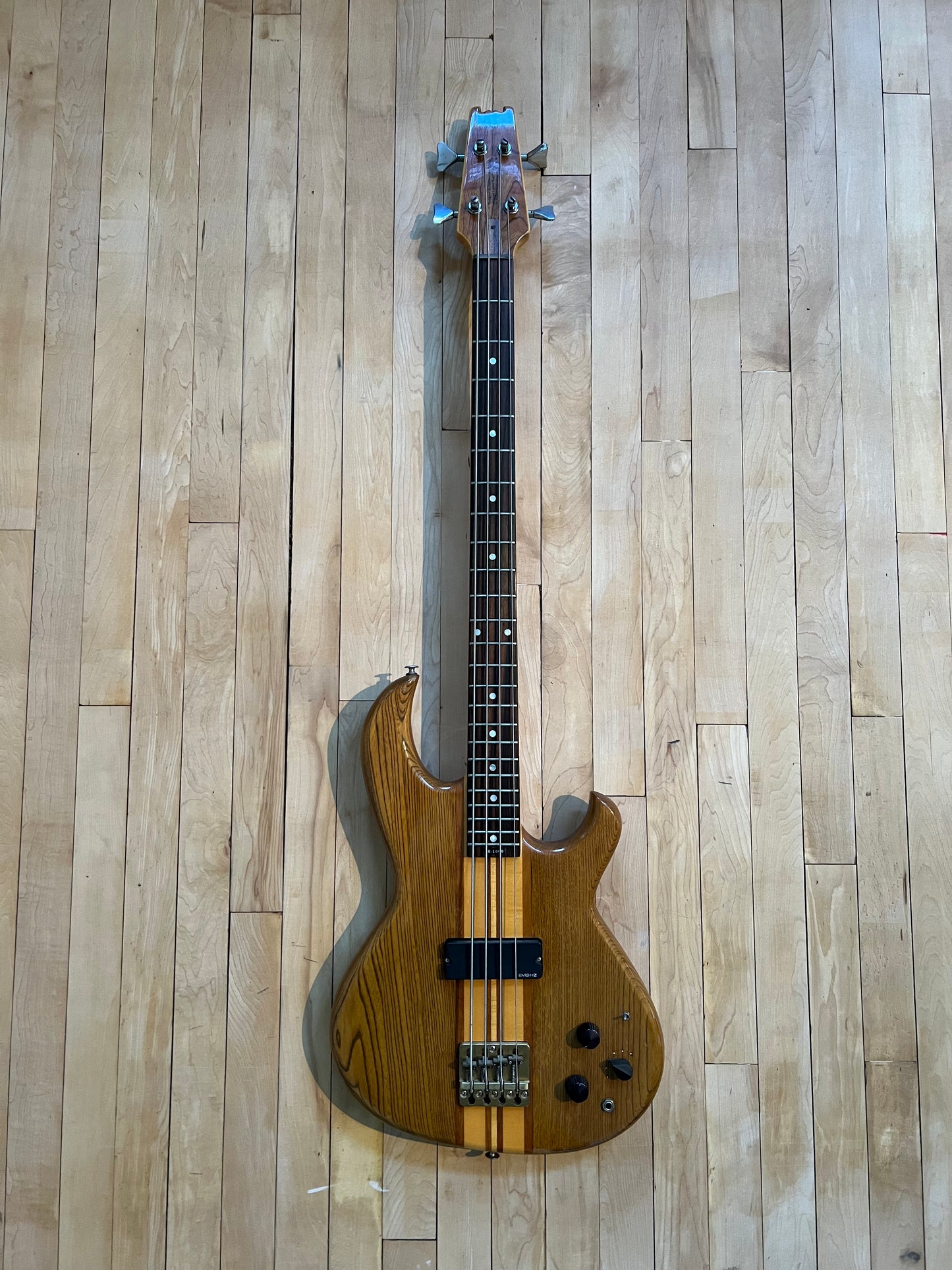 1980 Aria SB1000 Bass Guitar - Vintage Bass Room