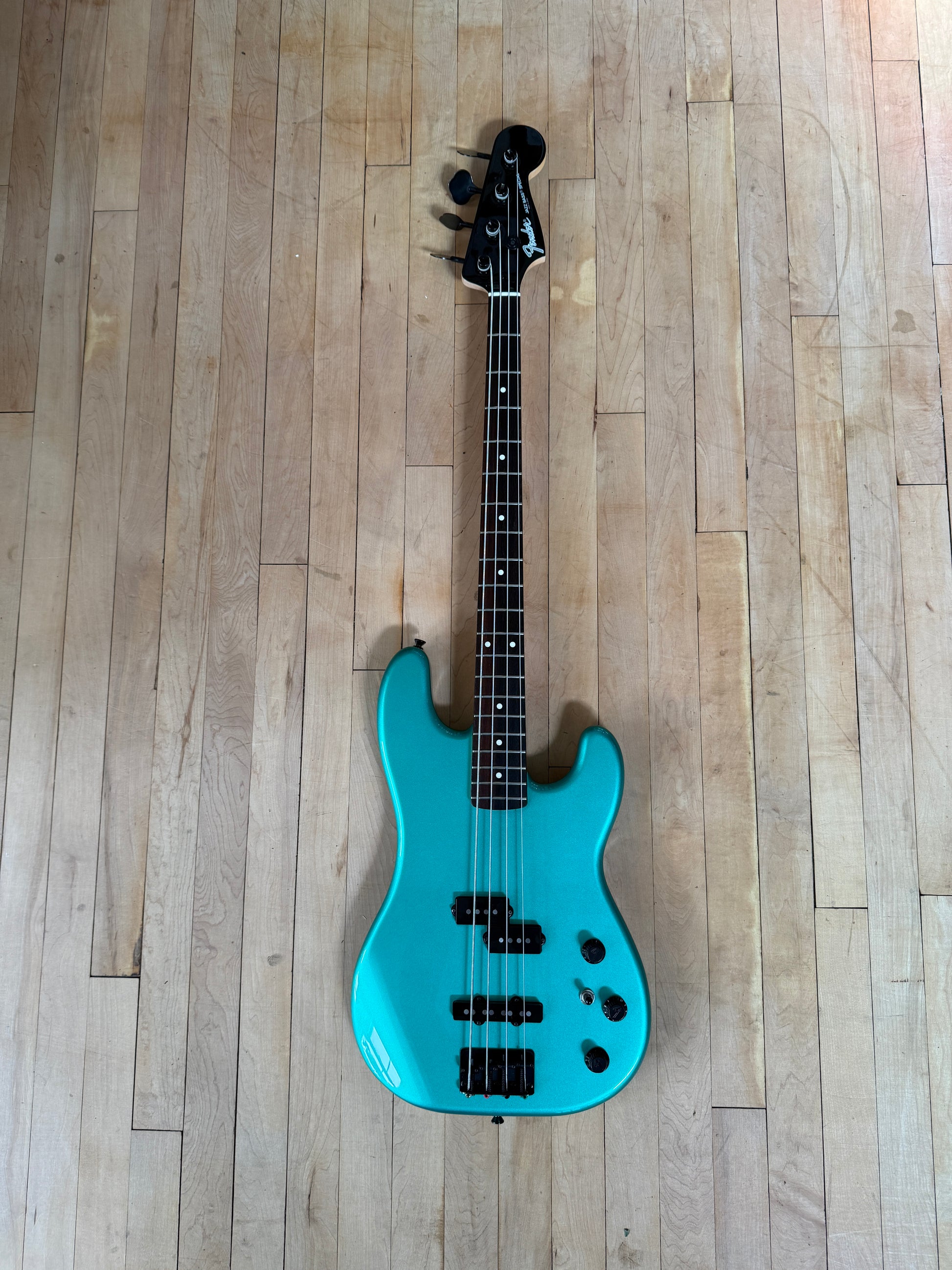2020 Fender Jazz Bass Special Sherwood Green - Vintage Bass Room