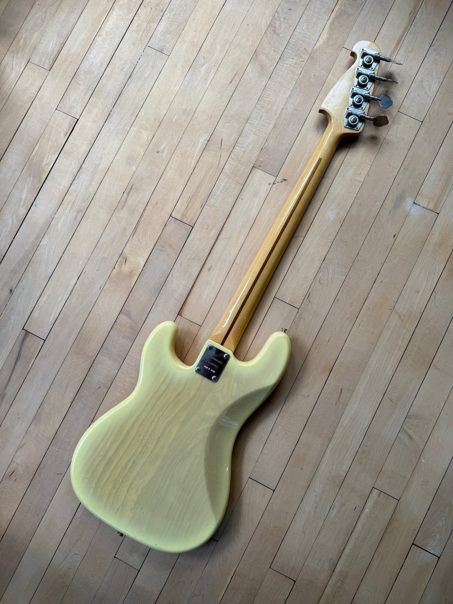 1979 Aria Pro II Fretless Bass Guitar - Vintage Bass Room