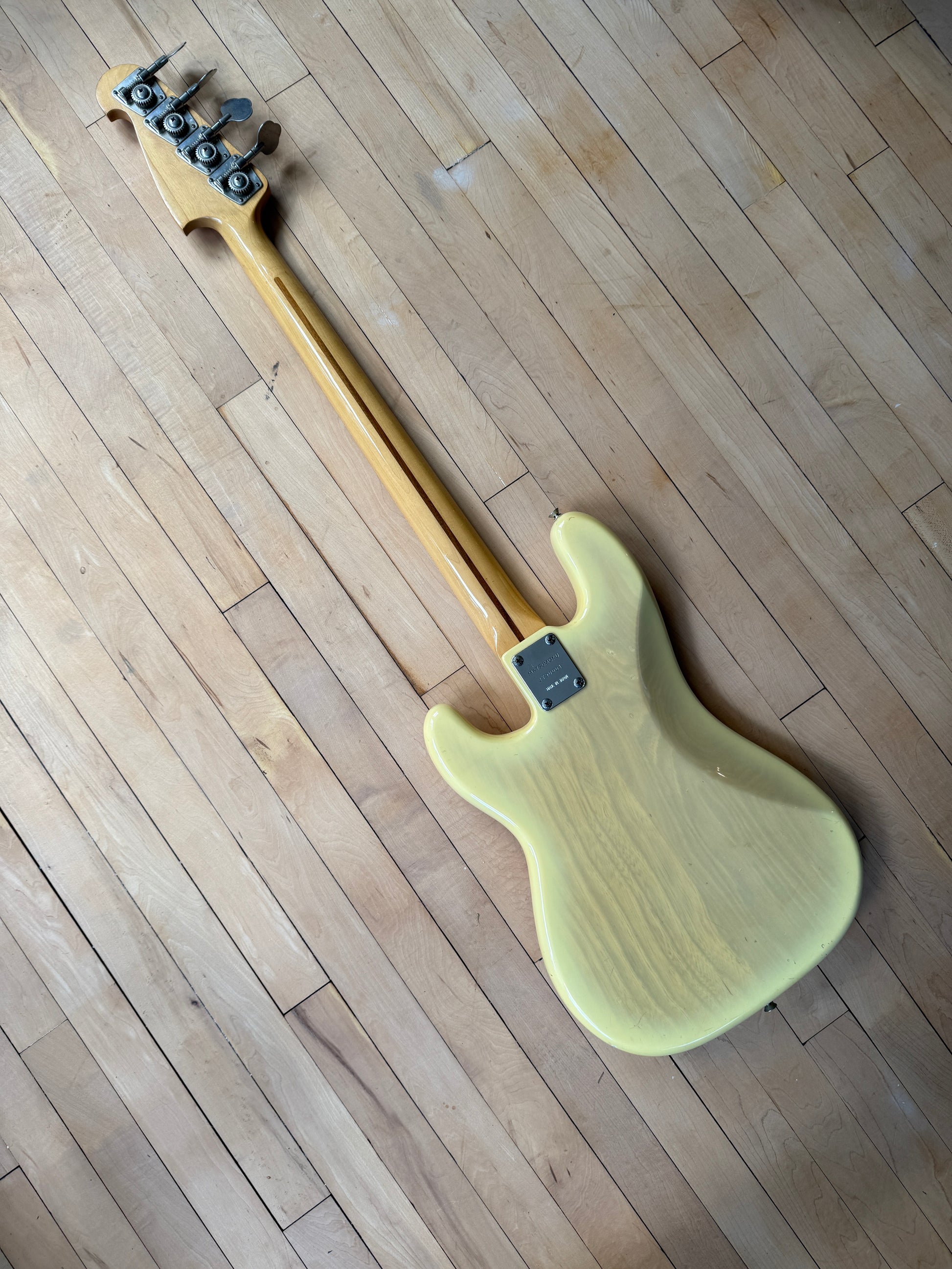1979 Aria Pro II Fretless Bass Guitar - Vintage Bass Room