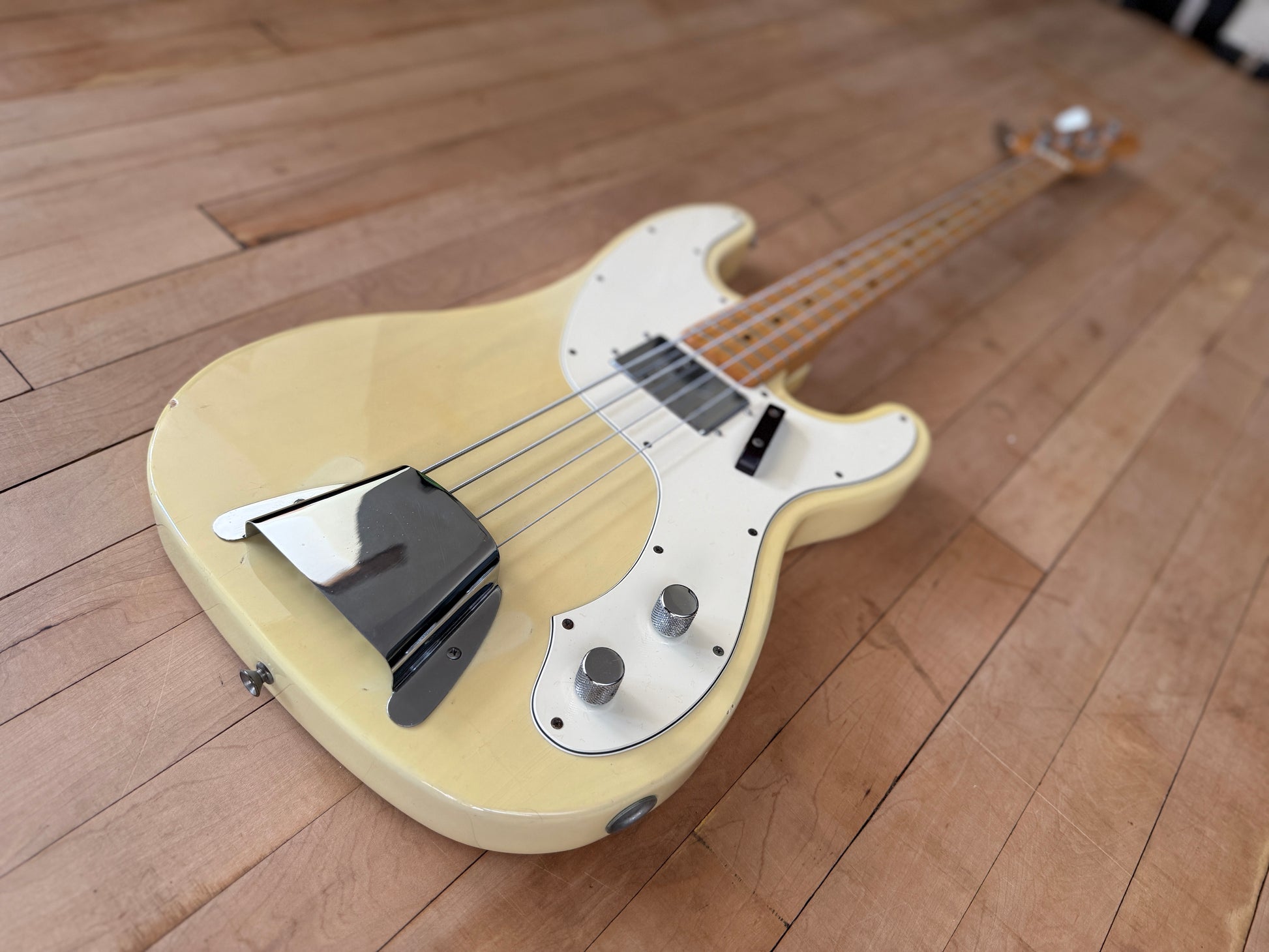 1972 Fender Telecaster Bass Guitar Blonde - Vintage Bass Room