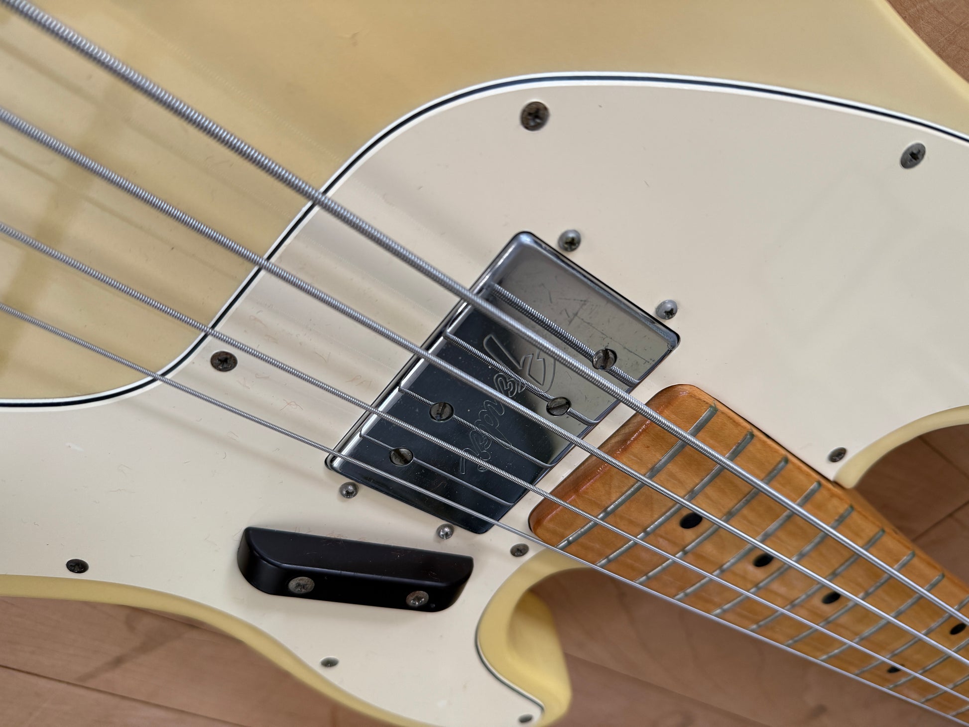 1972 Fender Telecaster Bass Guitar Blonde - Vintage Bass Room