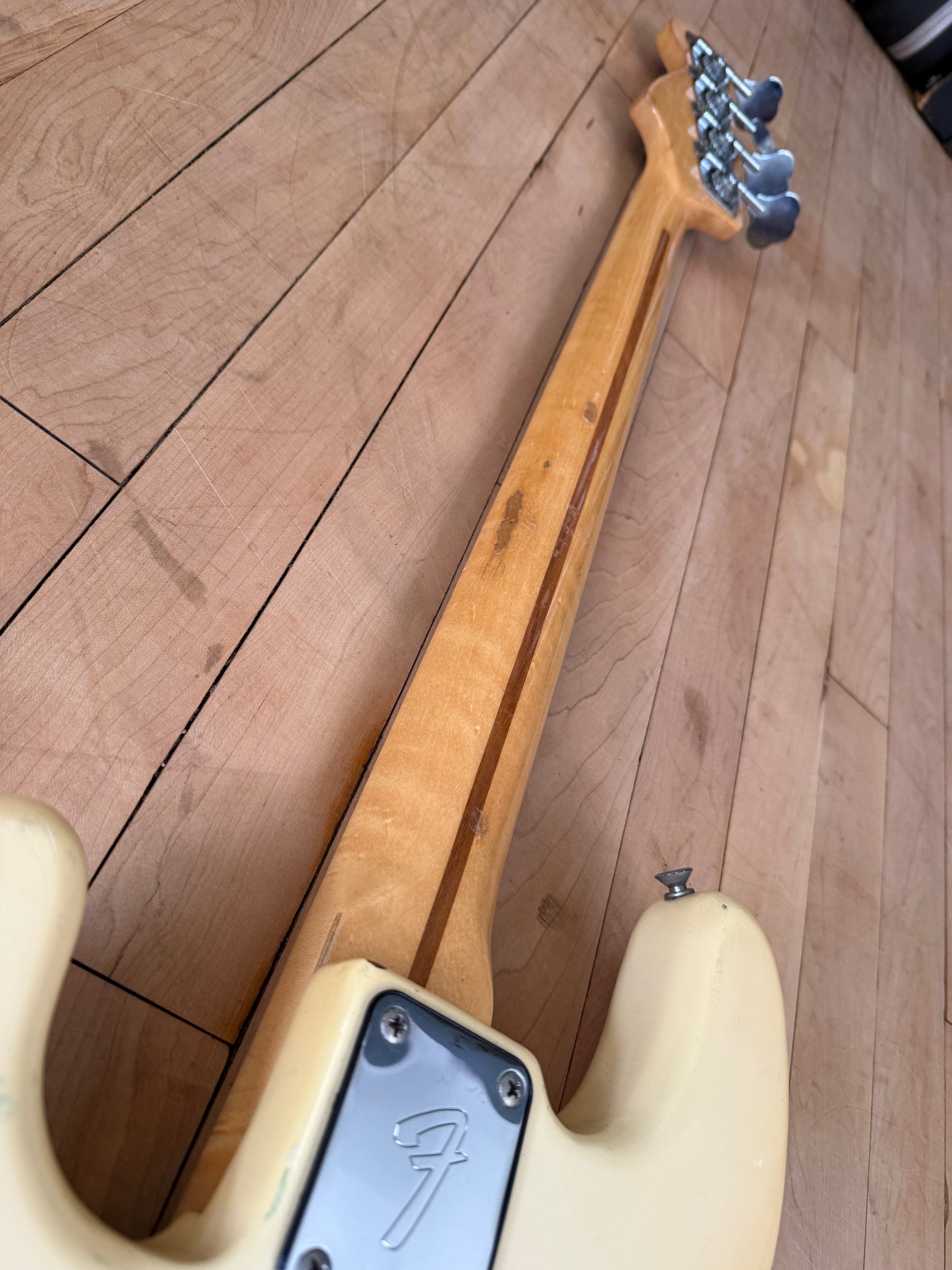 1978 Fender Precision Fretless Bass Guitar Olympic White - Vintage Bass Room