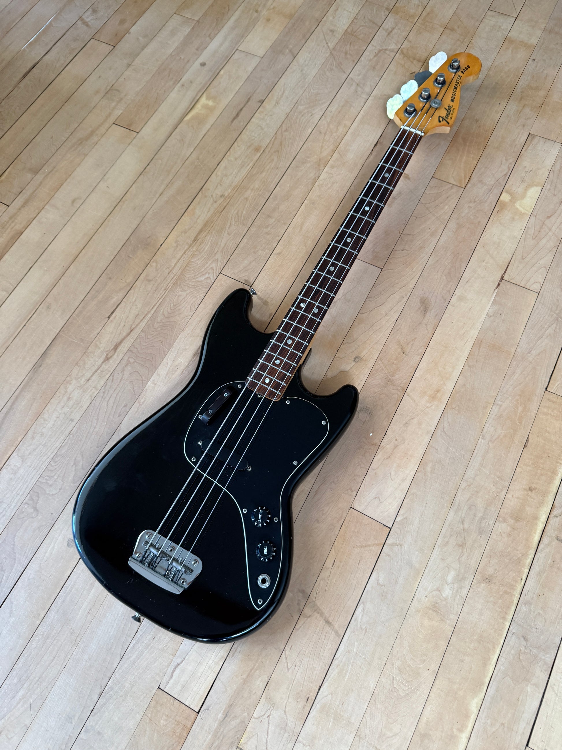 1978 Fender Musicmaster Bass Guitar Black Short Scale - Vintage Bass Room