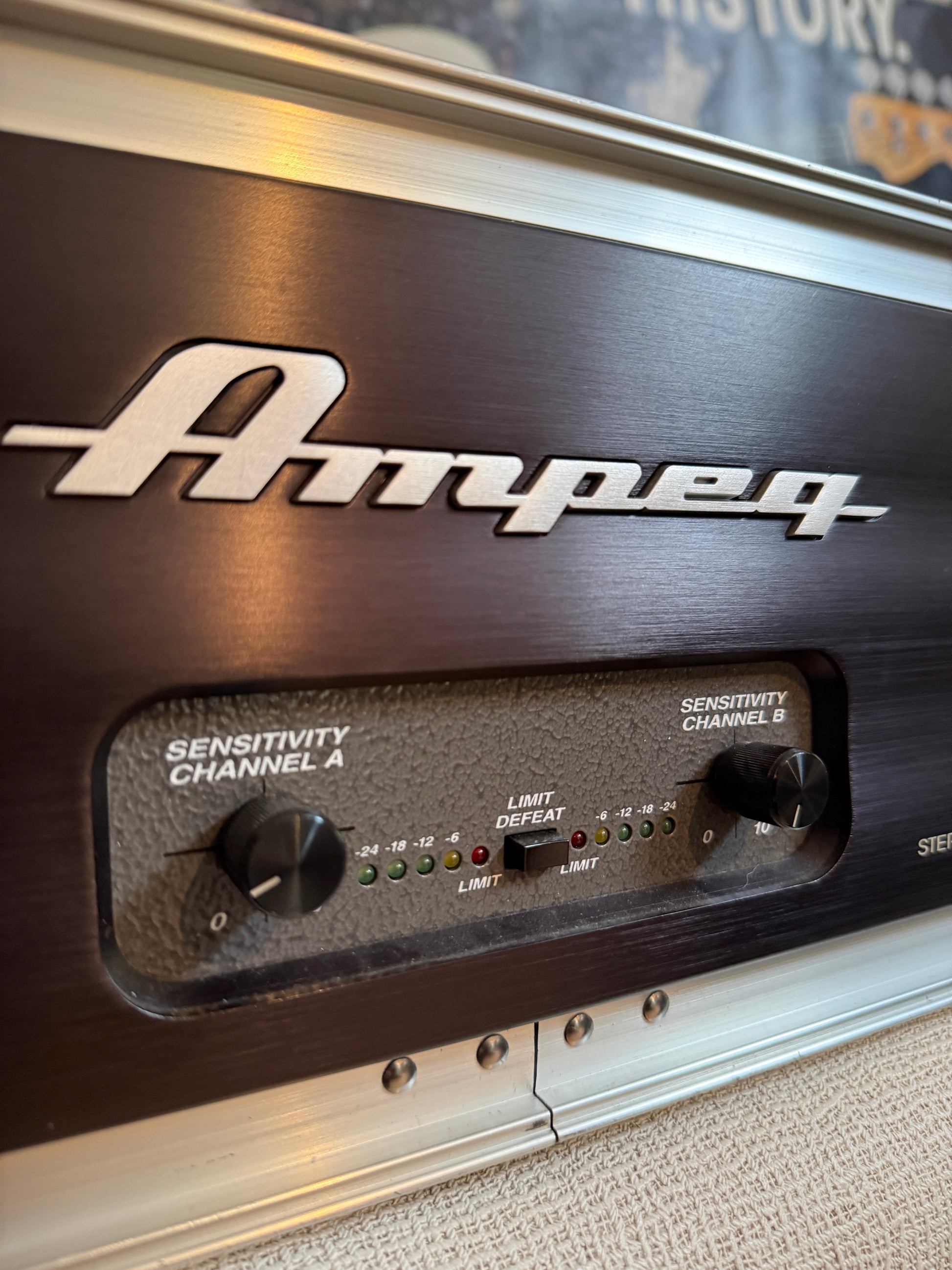 Ampeg SVP-1600 Bass Power Amp - Vintage Bass Room