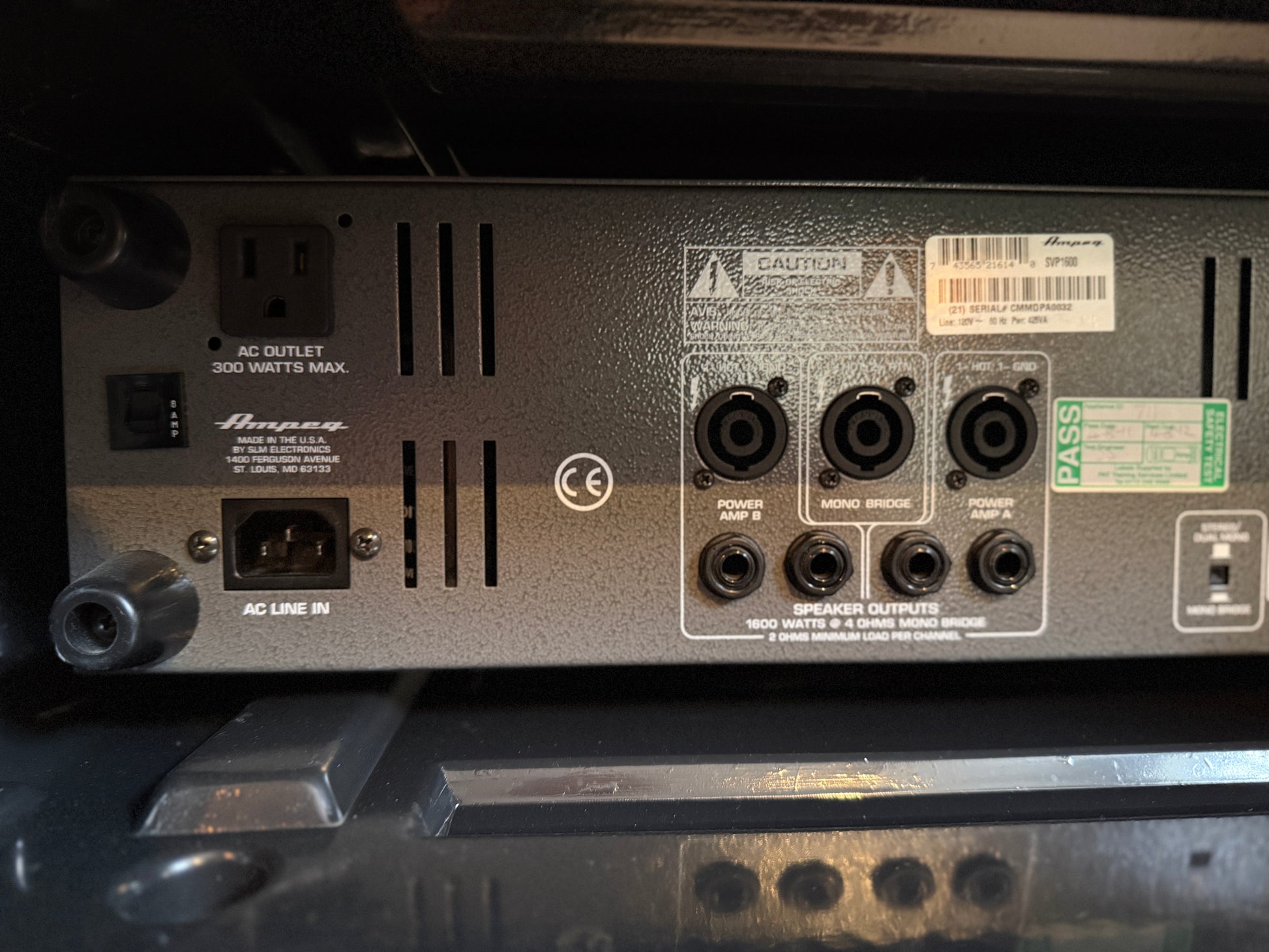 Ampeg SVP-1600 Bass Power Amp - Vintage Bass Room