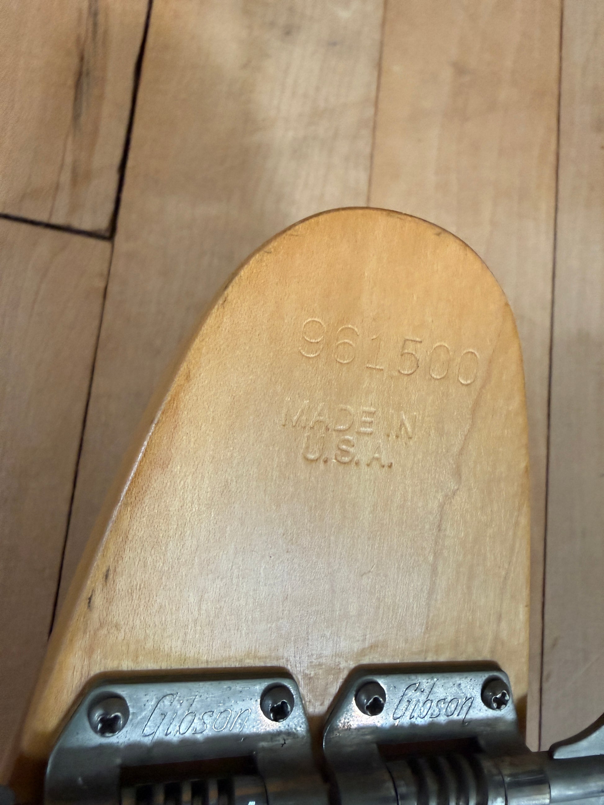 1975 Gibson Grabber Bass Guitar Natural Alder - Vintage Bass Room
