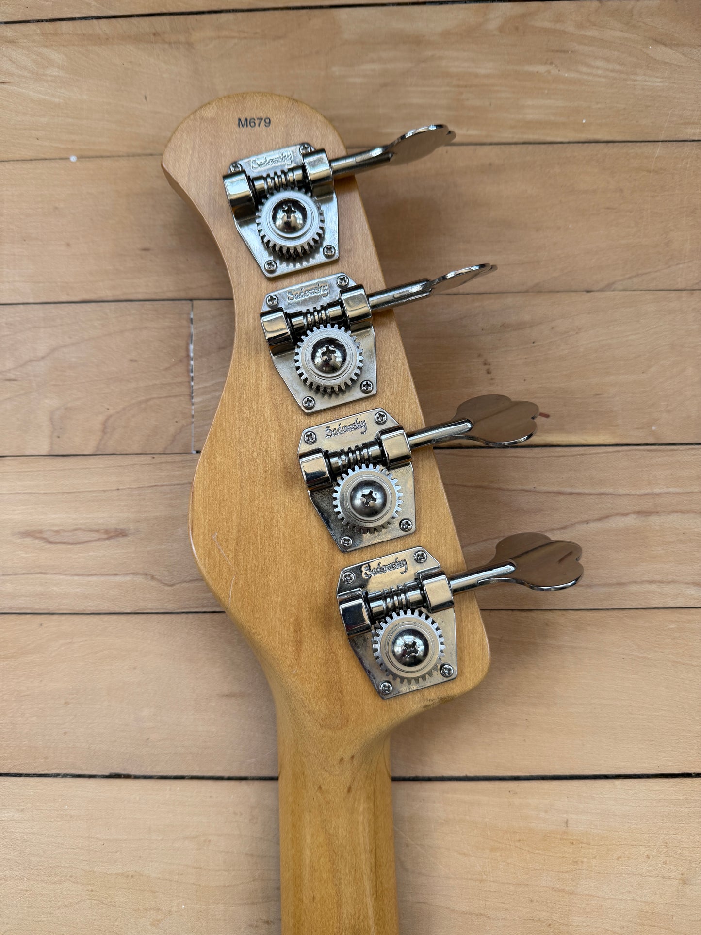 2005 Sadowsky Metroline Jazz Bass Lake Placid Blue - Vintage Bass Room