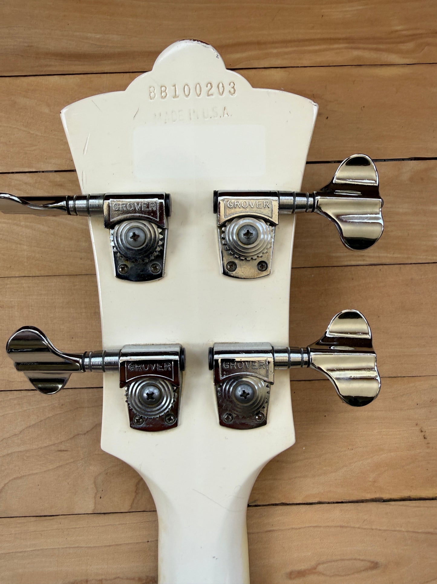 1978 Guild B301 Bass Guitar White - Vintage Bass Room