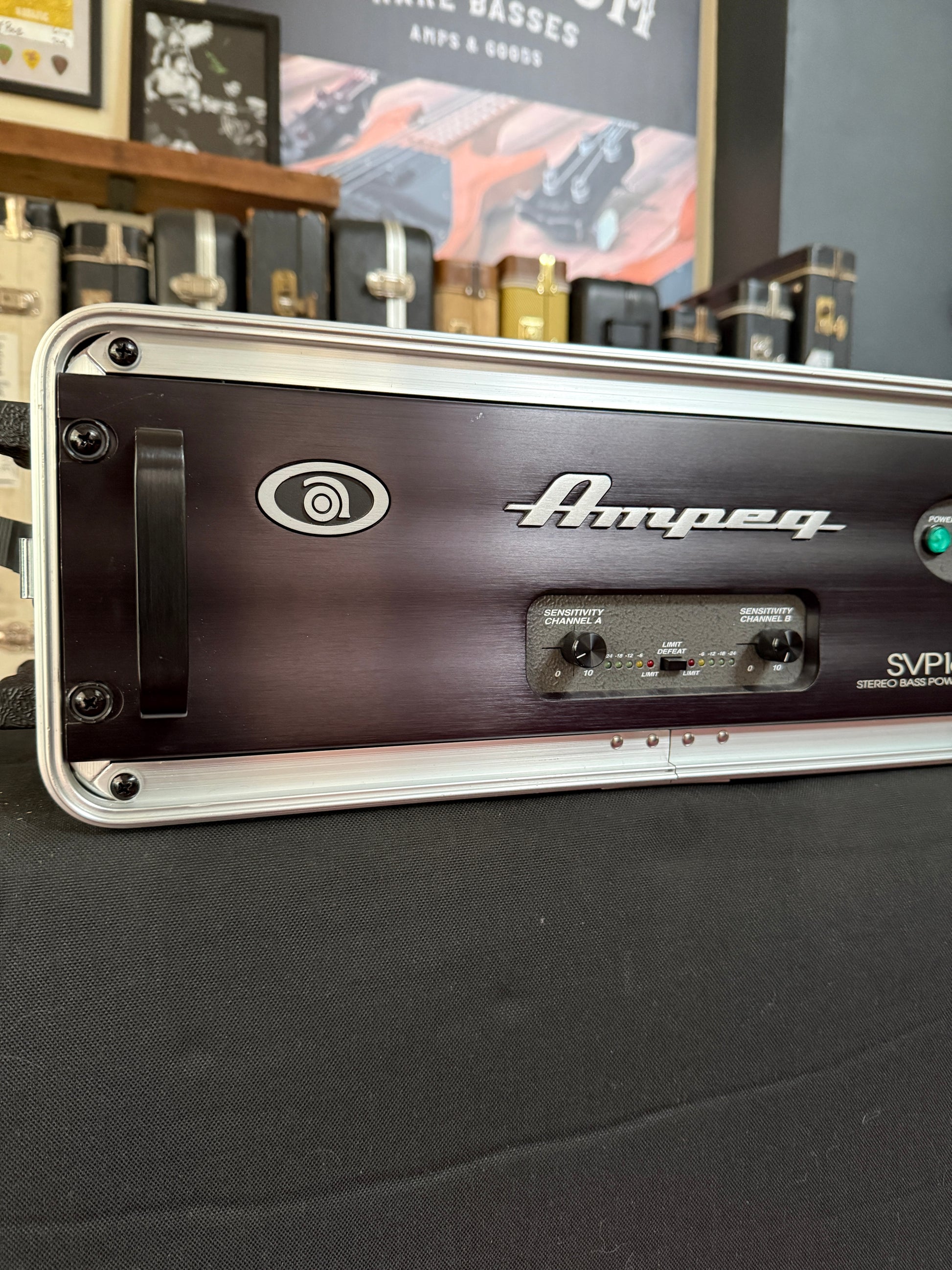 Ampeg SVP-1600 Bass Power Amp - Vintage Bass Room