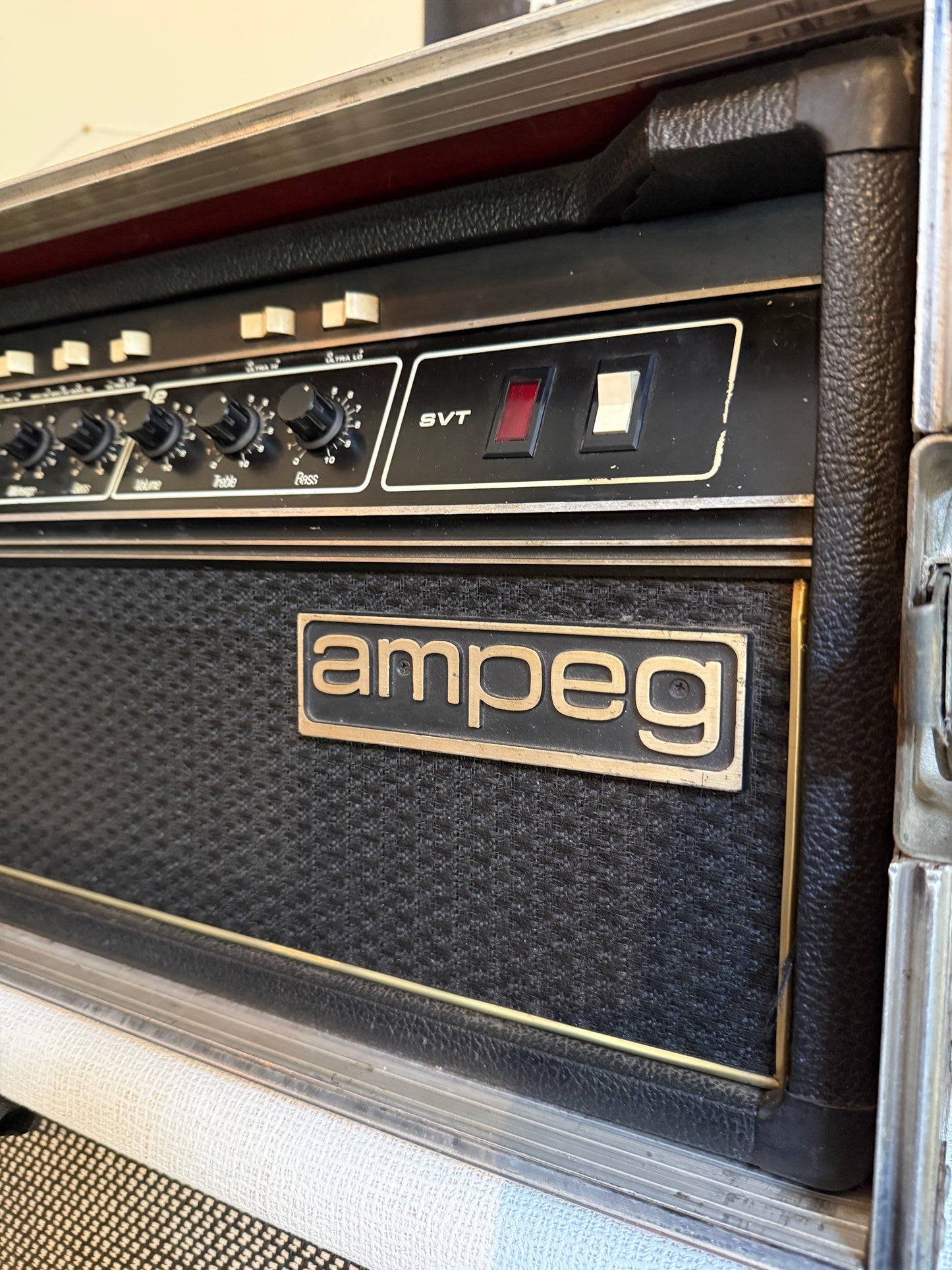 1981 Ampeg SVT MTI Bass Valve Amp