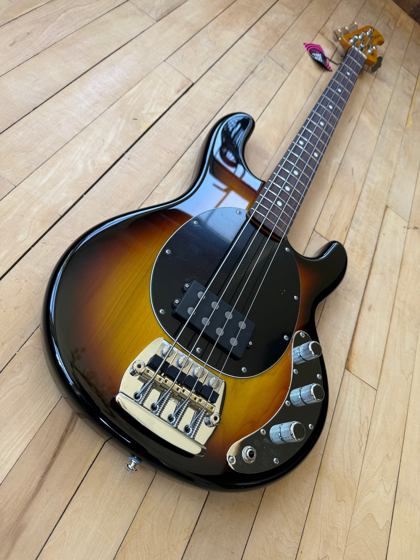 2025 Musician Pino Palladino Artist Stingray Bass Guitar Sunburst