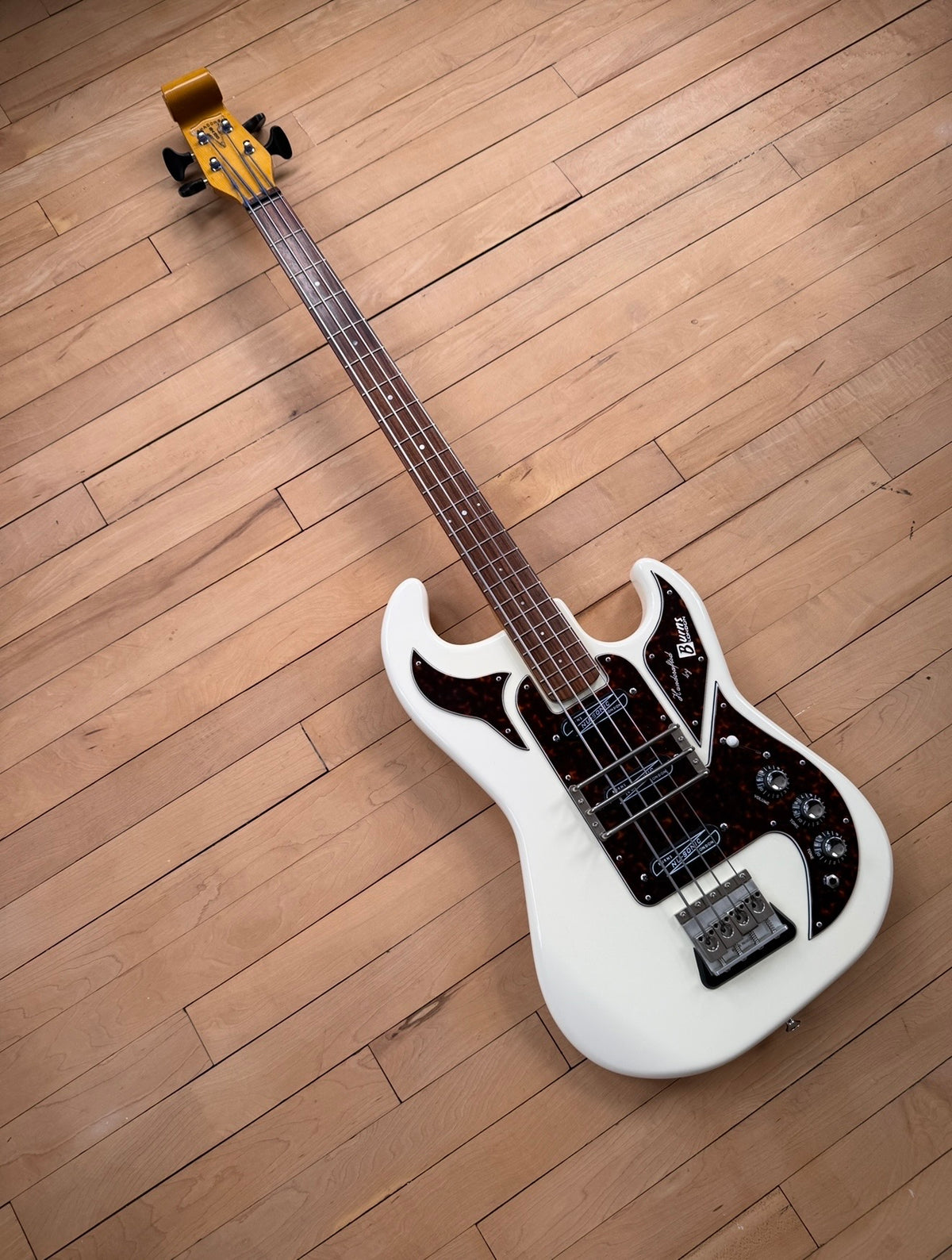 2006 Burns Shadow Bass Guitar White