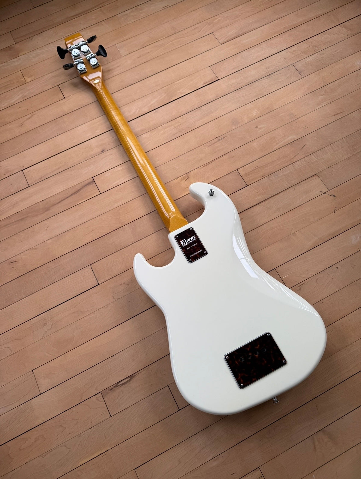 2006 Burns Shadow Bass Guitar White