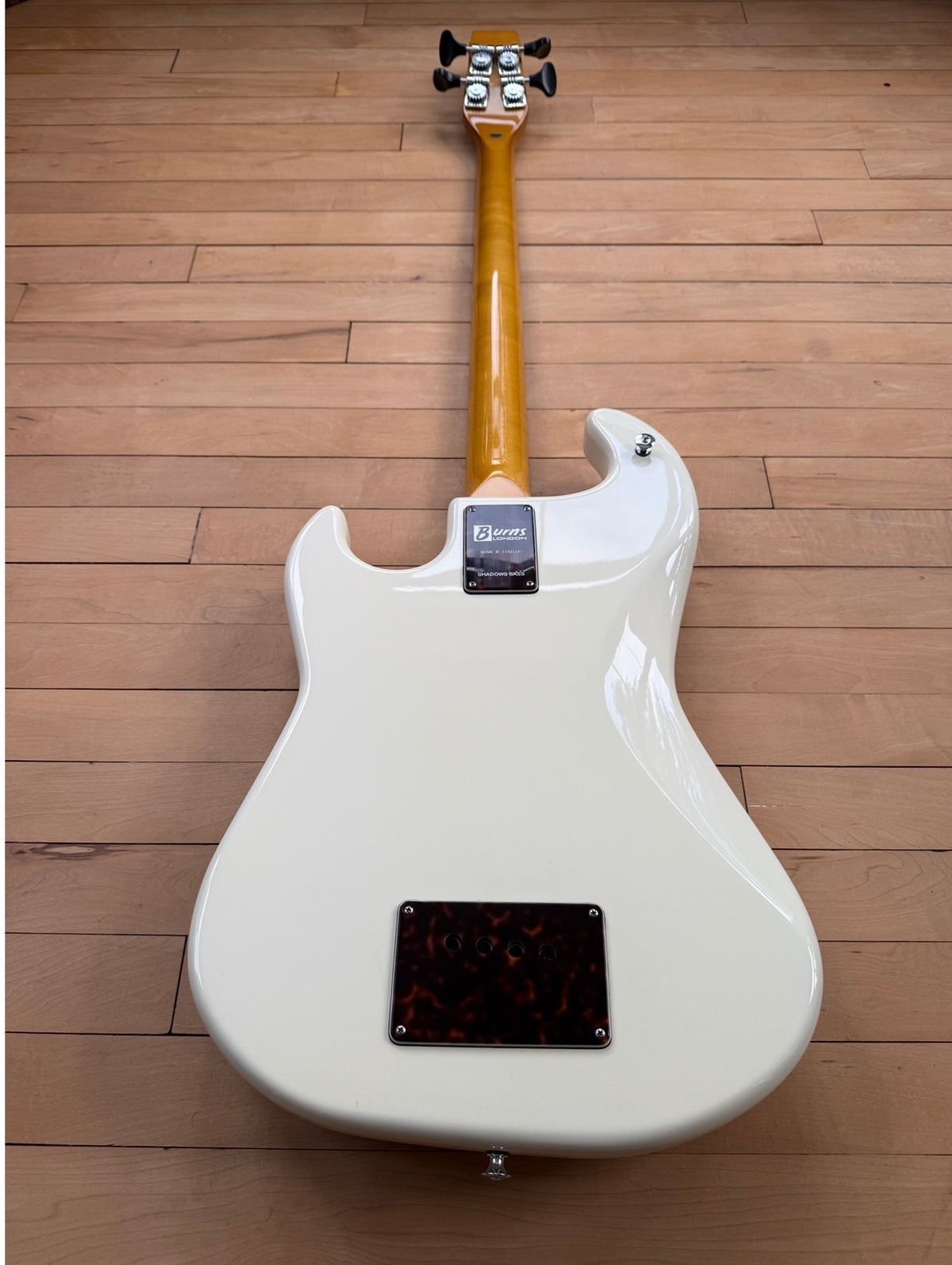 2006 Burns Shadow Bass Guitar White