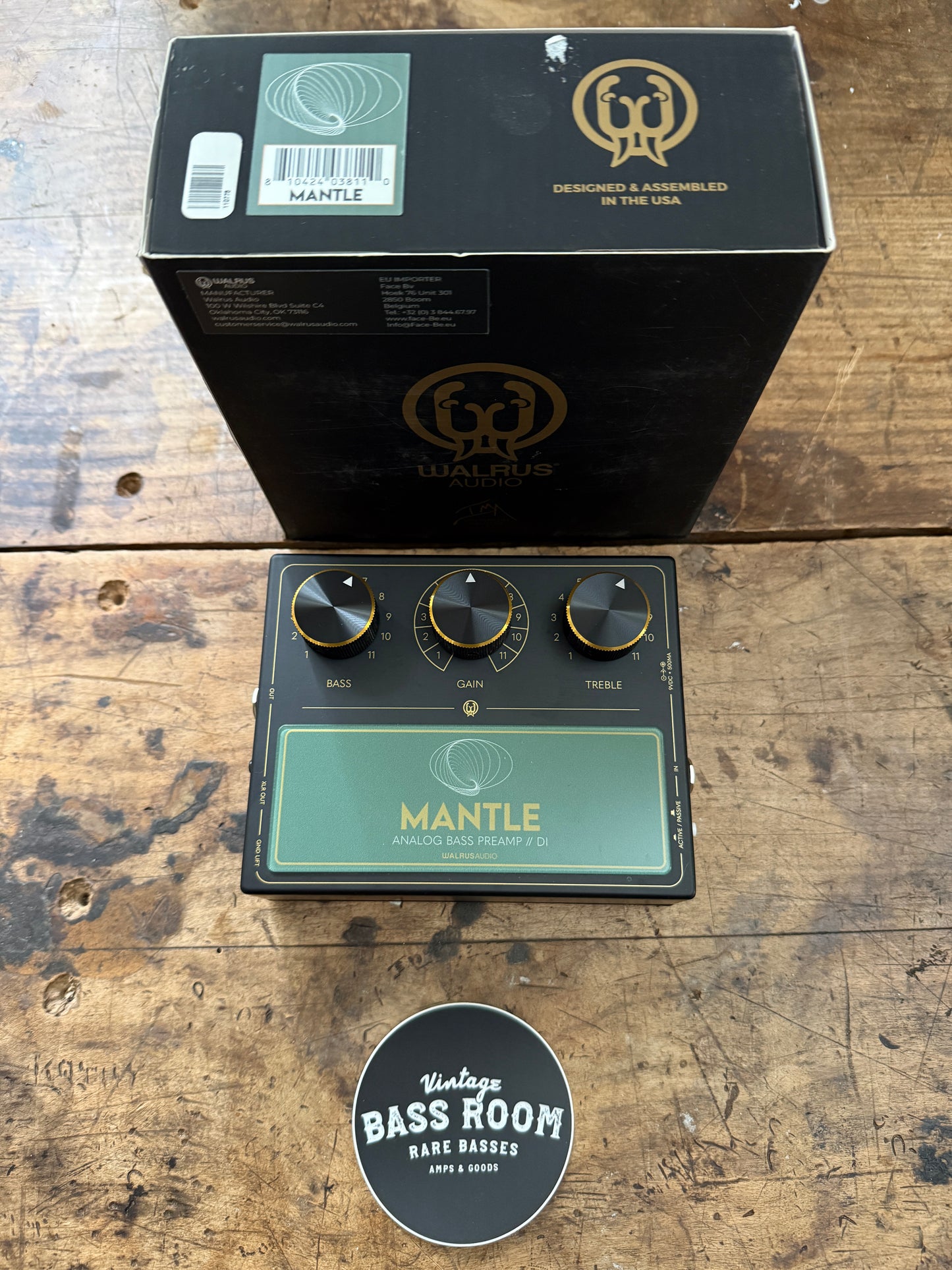 Walrus Mantle Bass DI Preamp Pedal