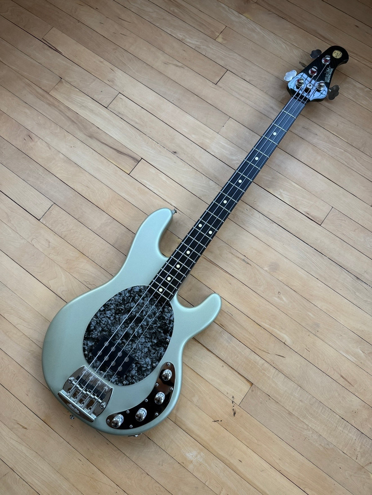 2001 NAMM 100th Anniversary Musicman Stingray Bass Guitar Inca Silver Ltd Edition