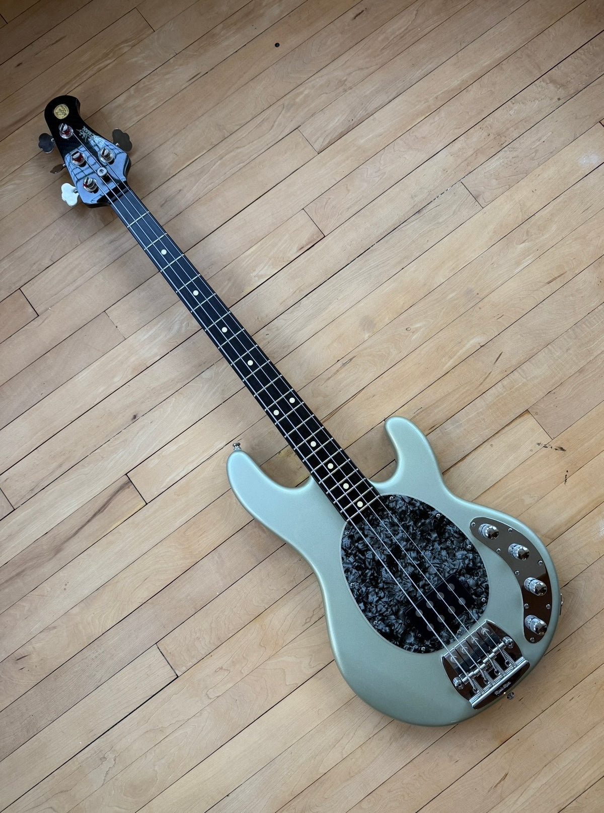 2001 NAMM 100th Anniversary Musicman Stingray Bass Guitar Inca Silver Ltd Edition