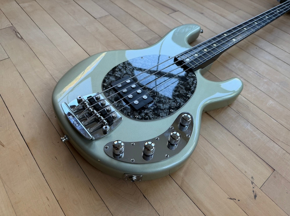 2001 NAMM 100th Anniversary Musicman Stingray Bass Guitar Inca Silver Ltd Edition