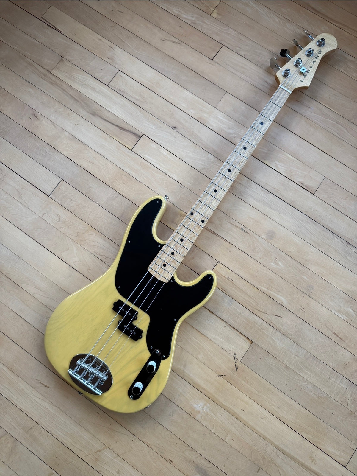 Lakland 44-51 Precision Bass Guitar Butterscotch