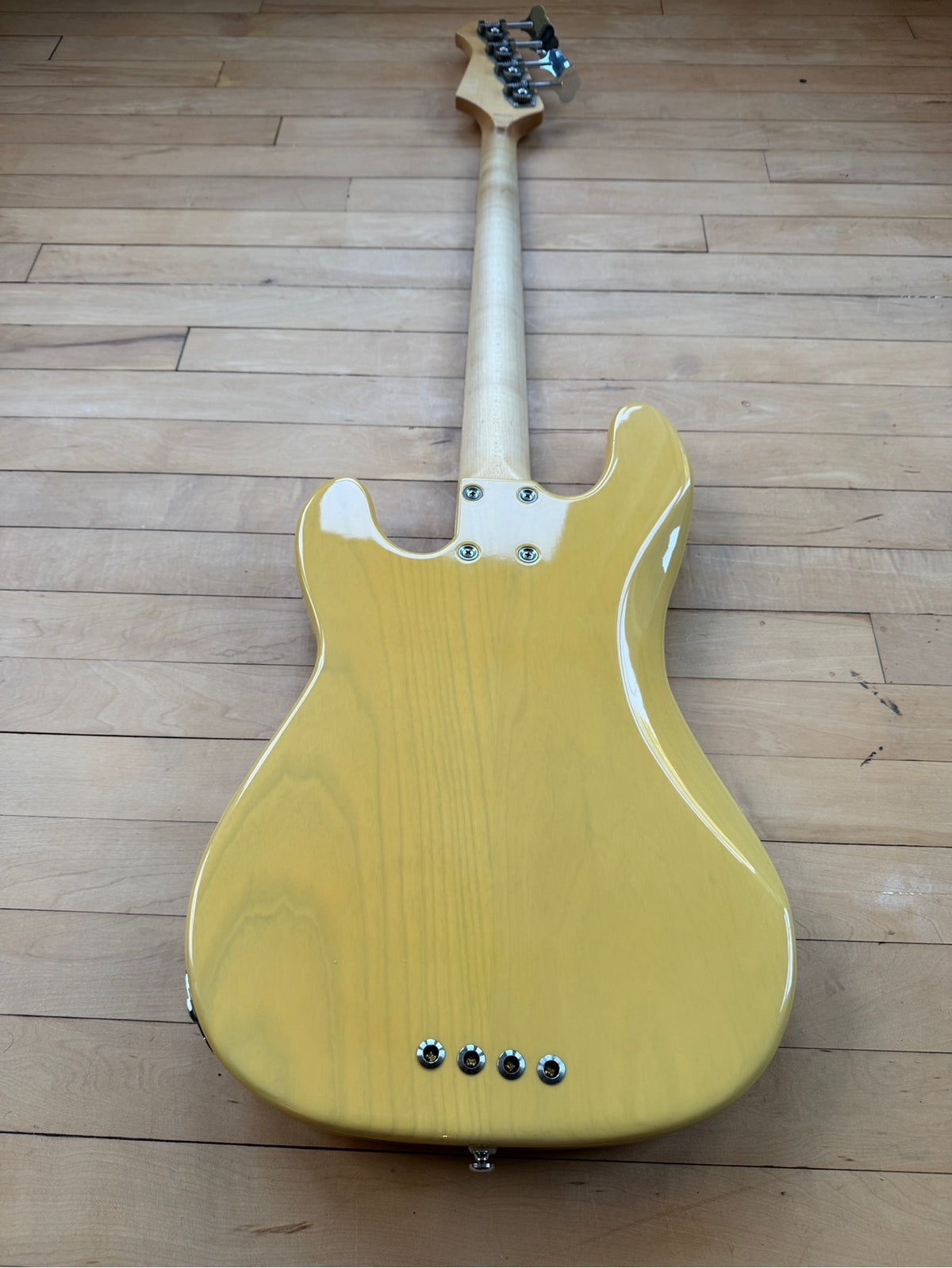 Lakland 44-51 Precision Bass Guitar Butterscotch