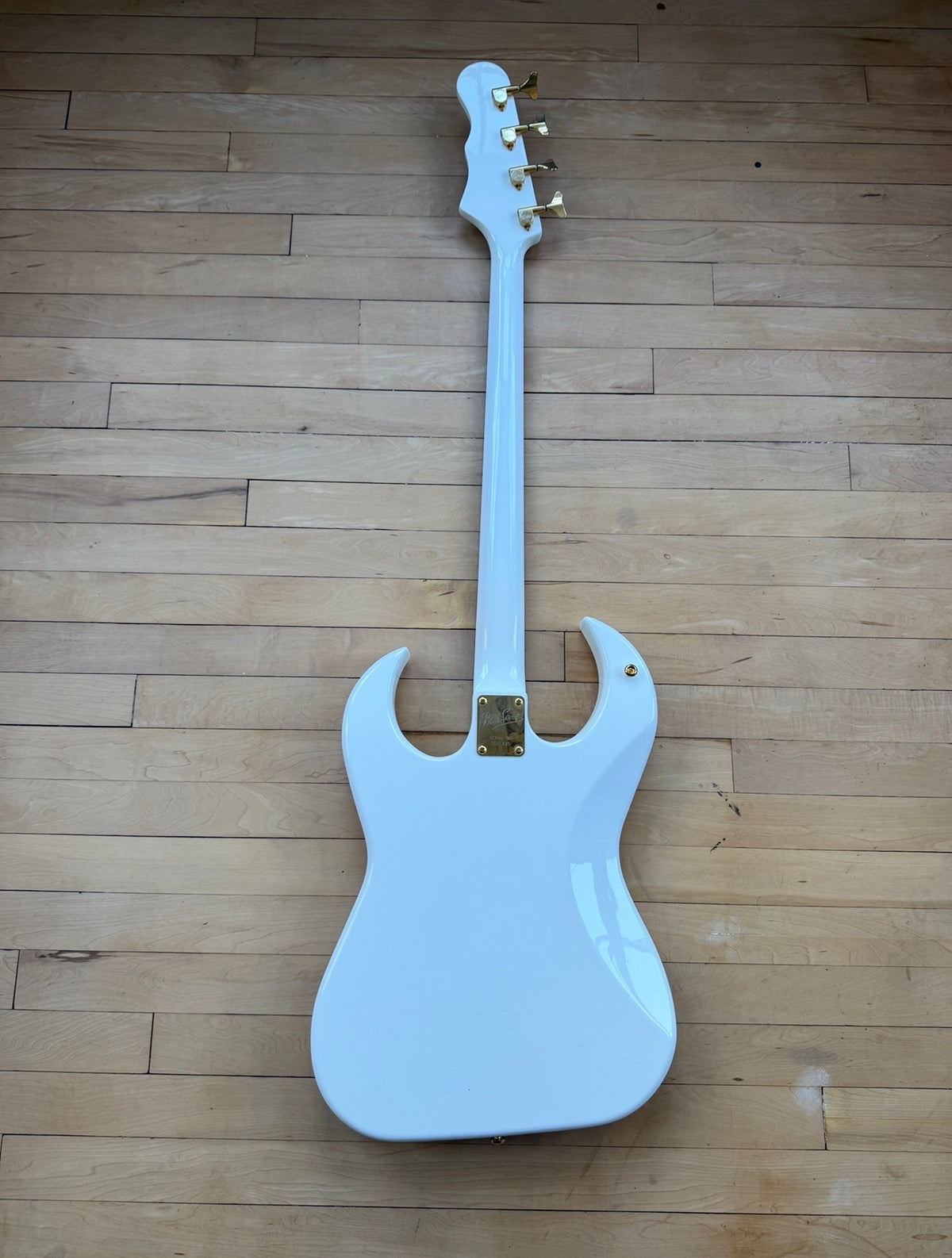 2005 Burns Bison Bass Guitar White