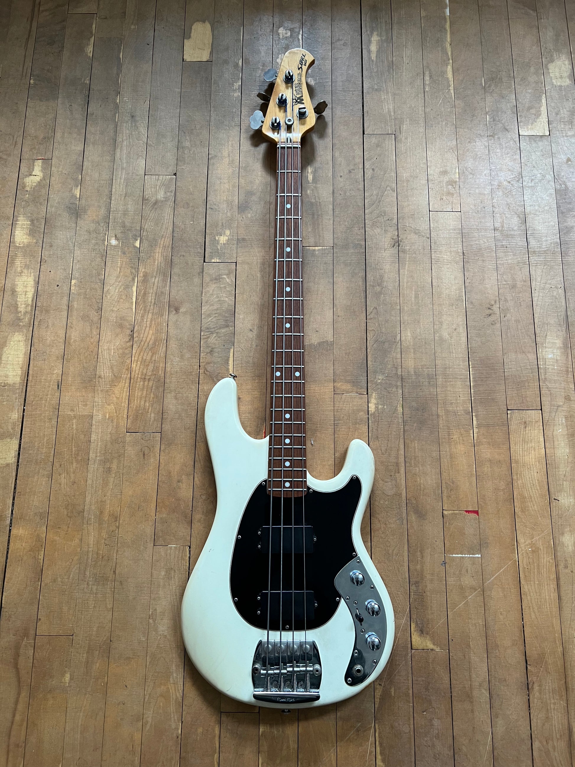 1987 Musicman Sabre Bass Guitar - Vintage Bass Room