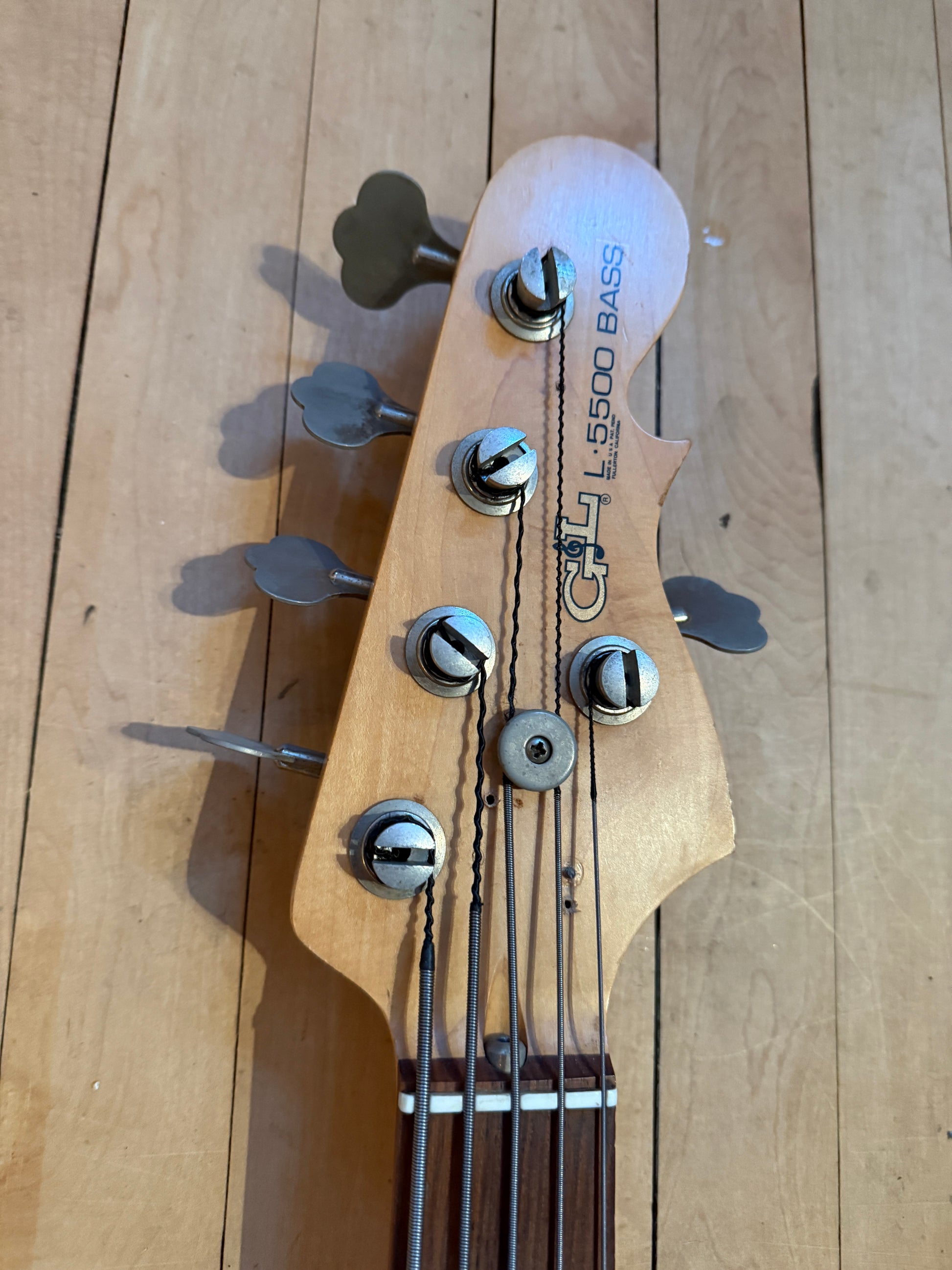 G&L 5500 Bass Guitar in Honeyburst - Vintage Bass Room