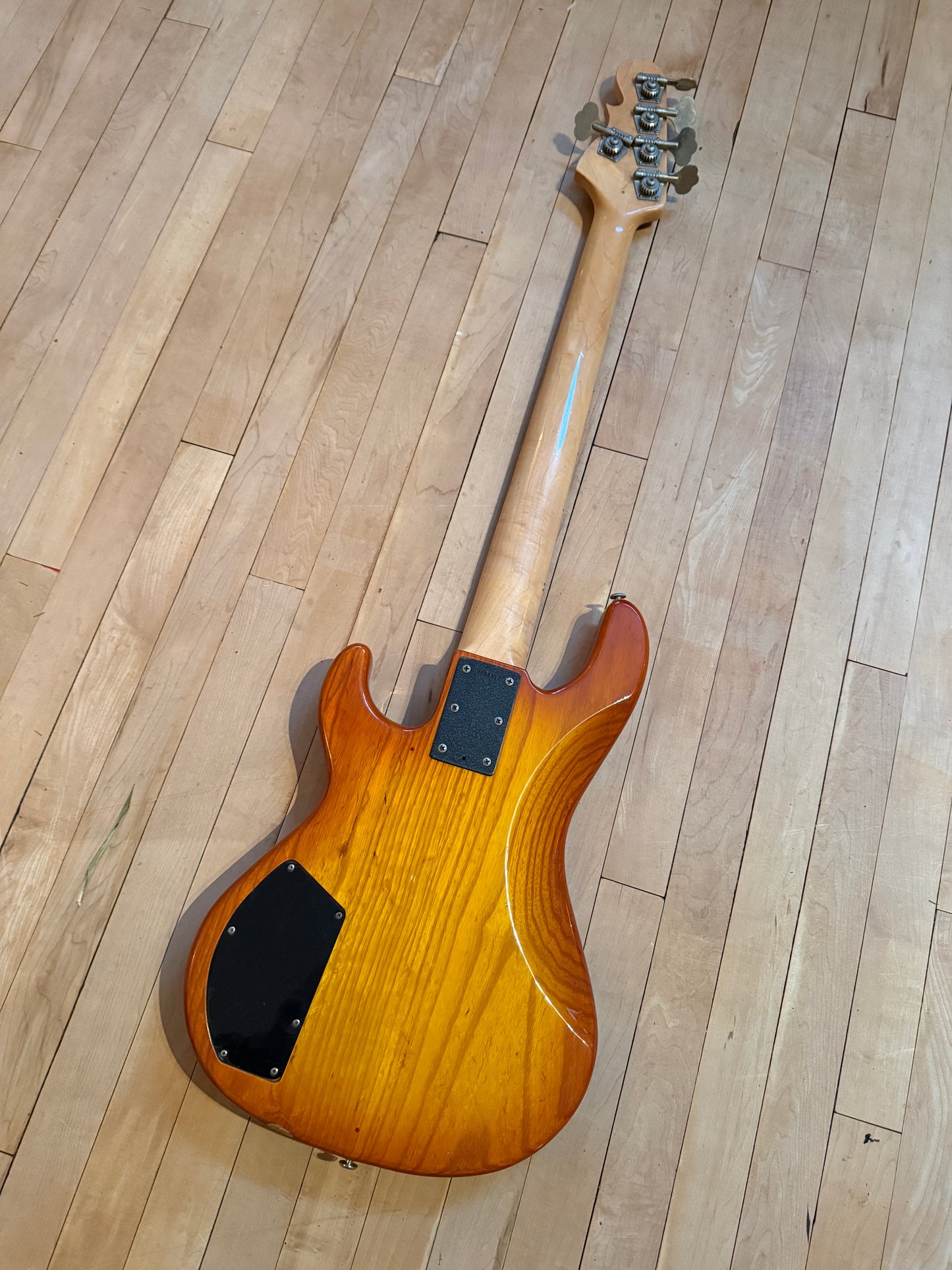 G&L 5500 Bass Guitar in Honeyburst - Vintage Bass Room