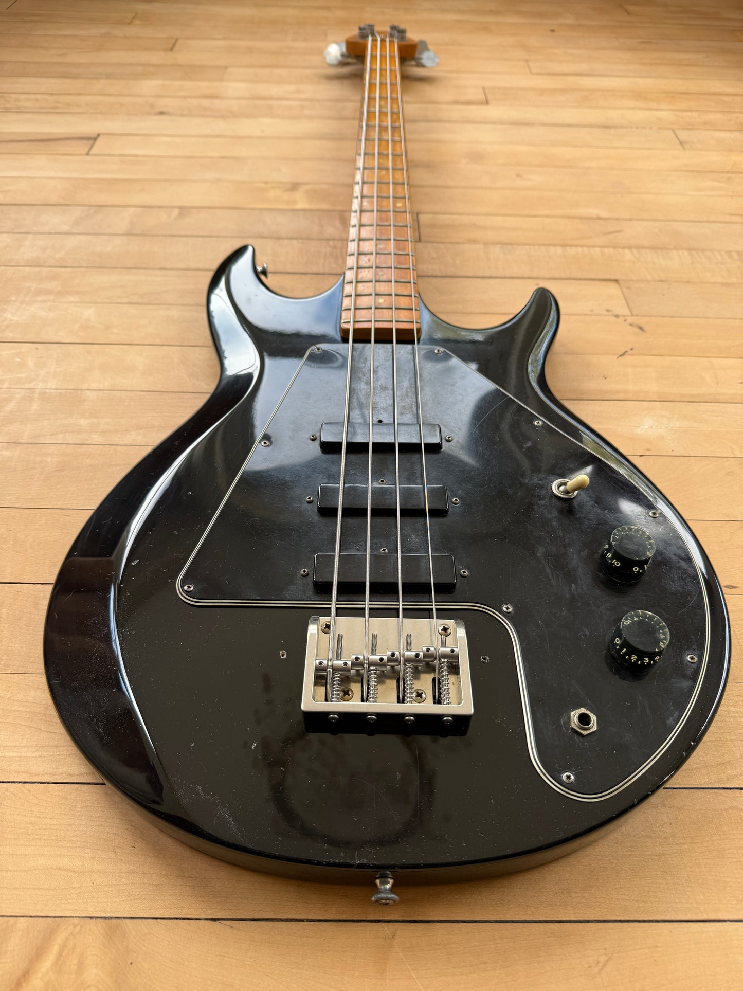 1976 Gibson G3 Grabber Bass Guitar Black - Vintage Bass Room