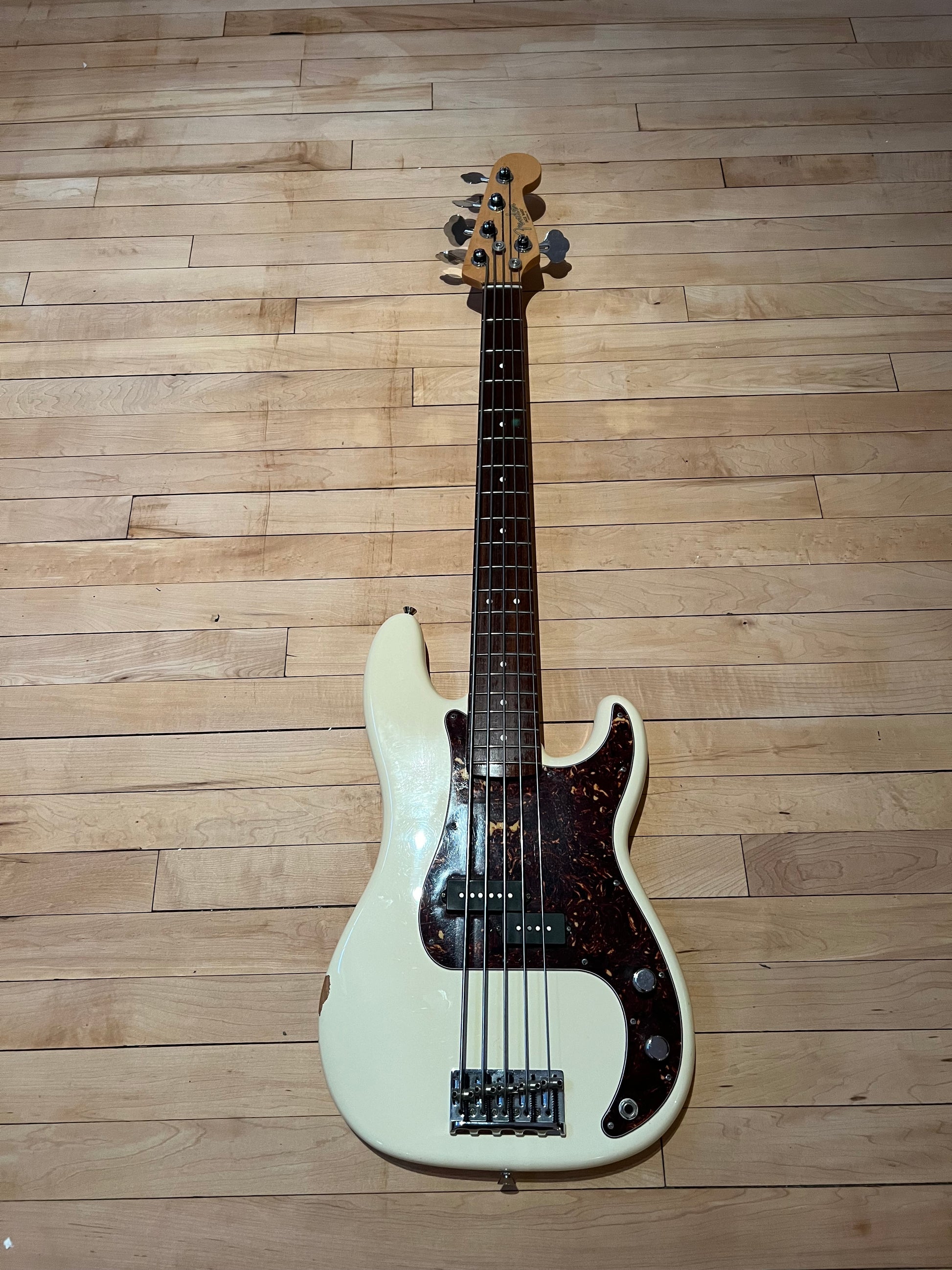 Fender Precision Pro V  Bass Guitar - Vintage Bass Room