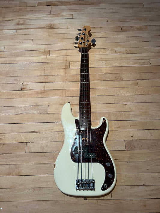 Fender Precision Pro V  Bass Guitar - Vintage Bass Room