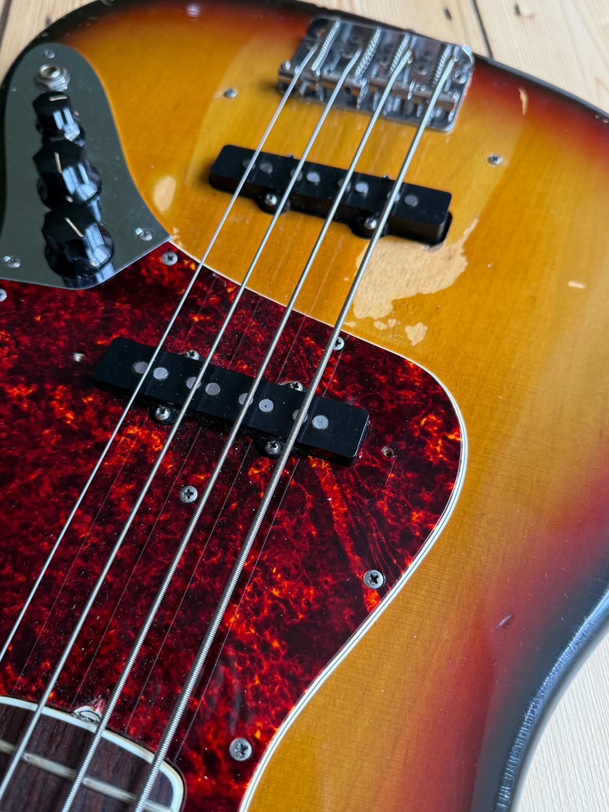 1971 Fender Jazz Bass Guitar Sunburst - Vintage Bass Room