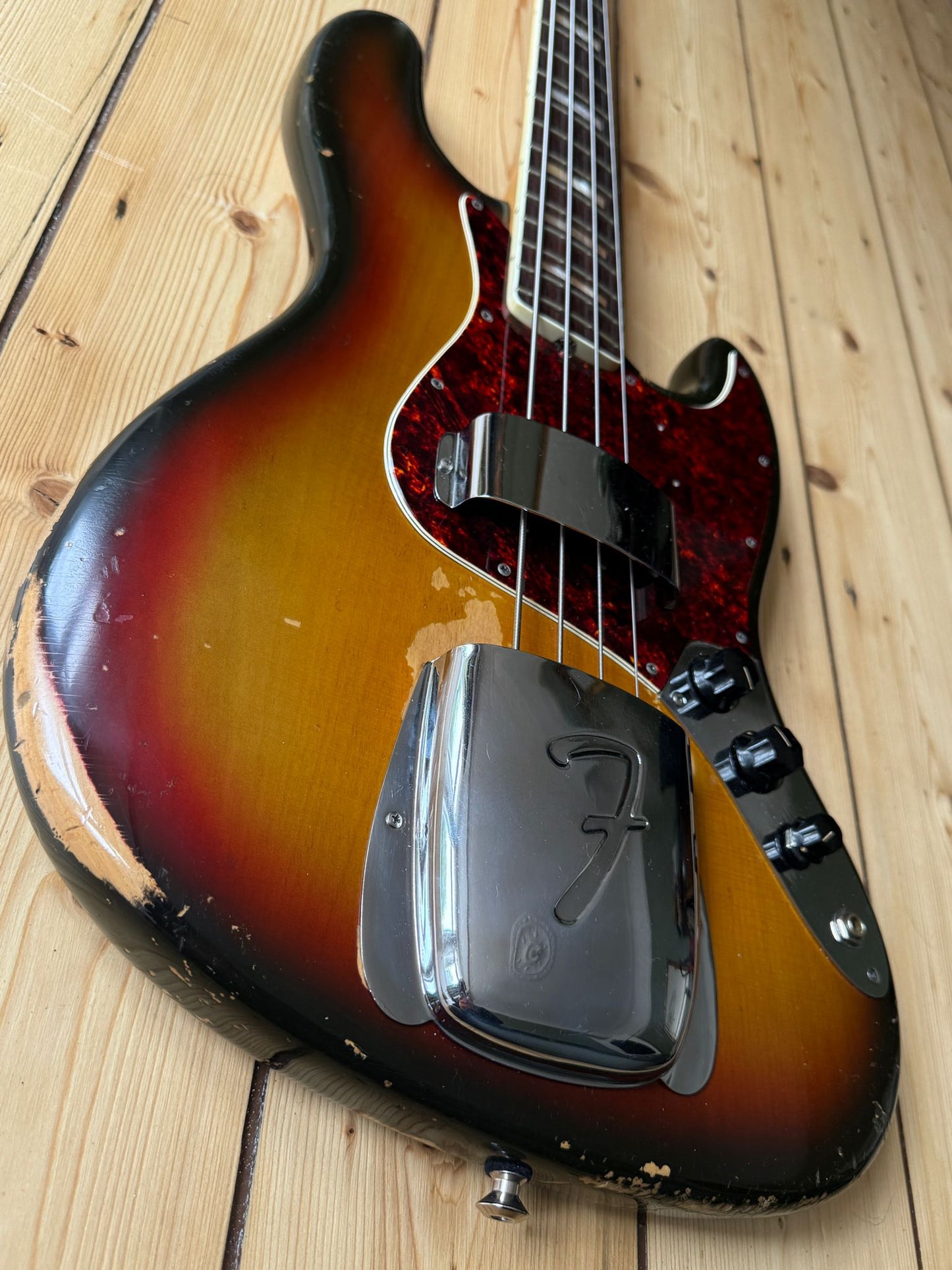 1971 Fender Jazz Bass Guitar Sunburst - Vintage Bass Room
